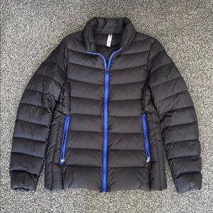 Fabletics Down Lightweight Puffer Jacket Black with Blue Accents Size Large